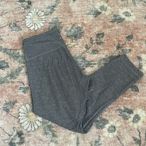 Lululemon capris